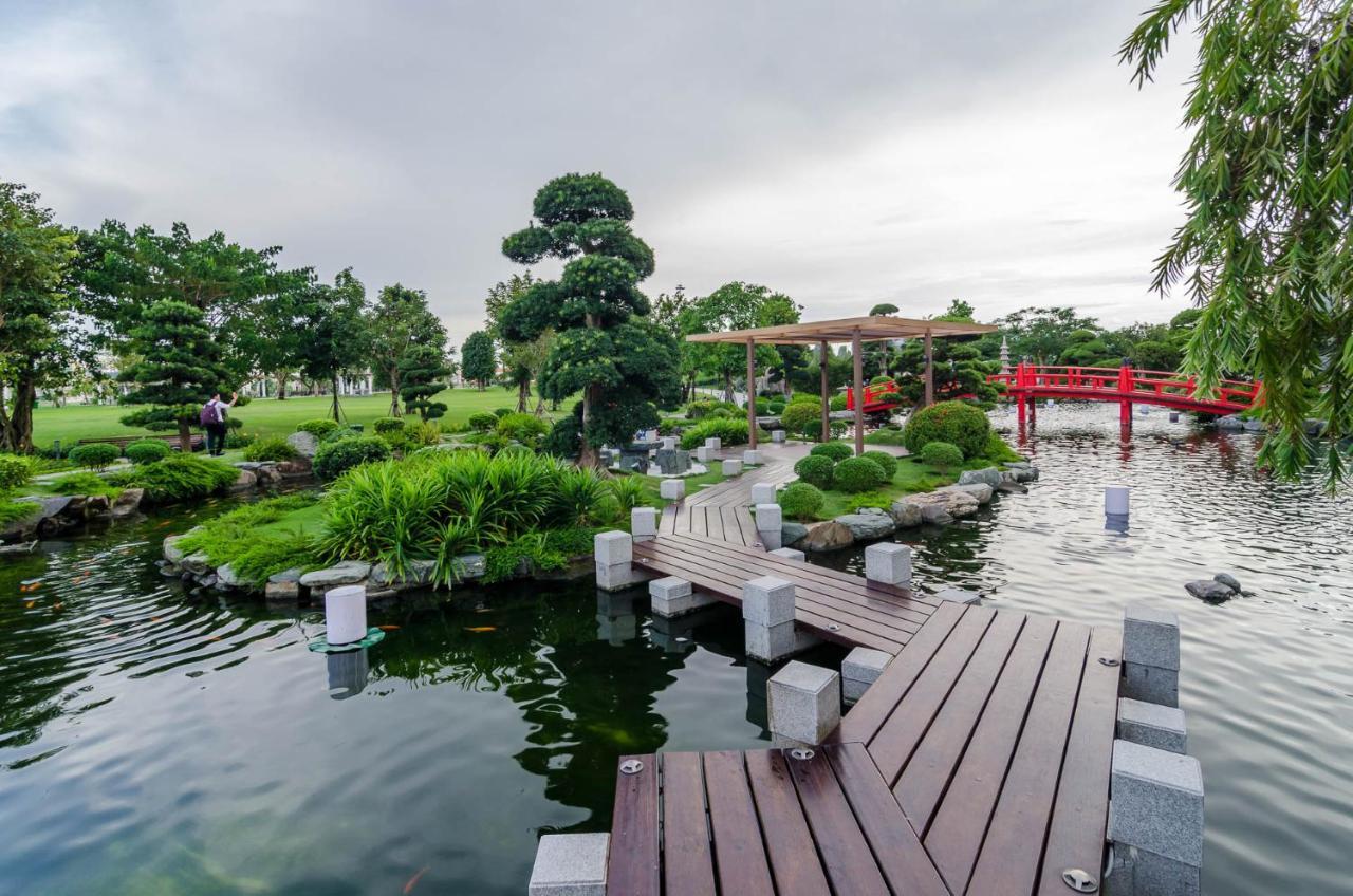 Luxhomes Saigon - Vinhomes Central Park Ho-Chi-Minh-Stadt Exterior foto