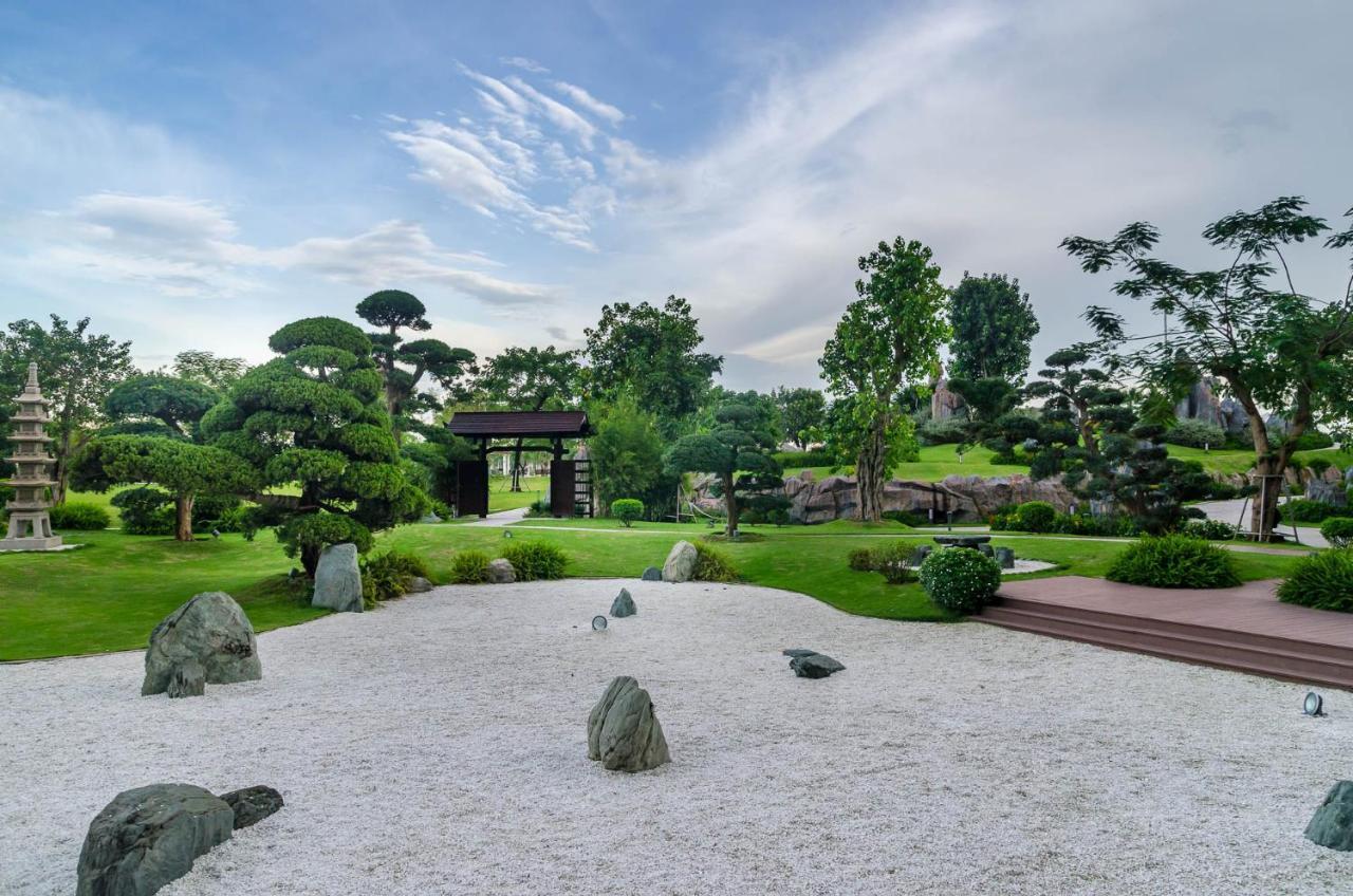 Luxhomes Saigon - Vinhomes Central Park Ho-Chi-Minh-Stadt Exterior foto