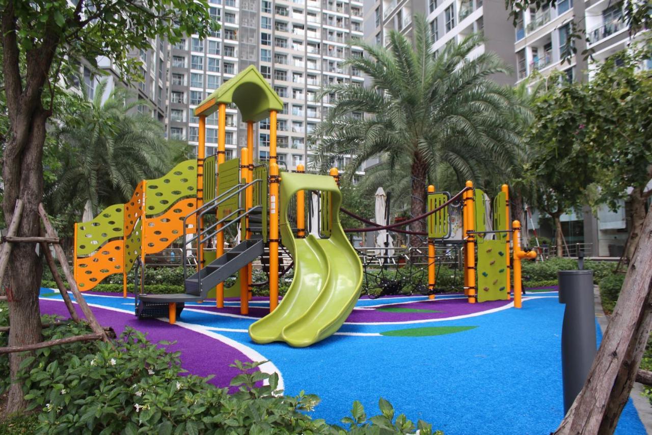 Luxhomes Saigon - Vinhomes Central Park Ho-Chi-Minh-Stadt Exterior foto
