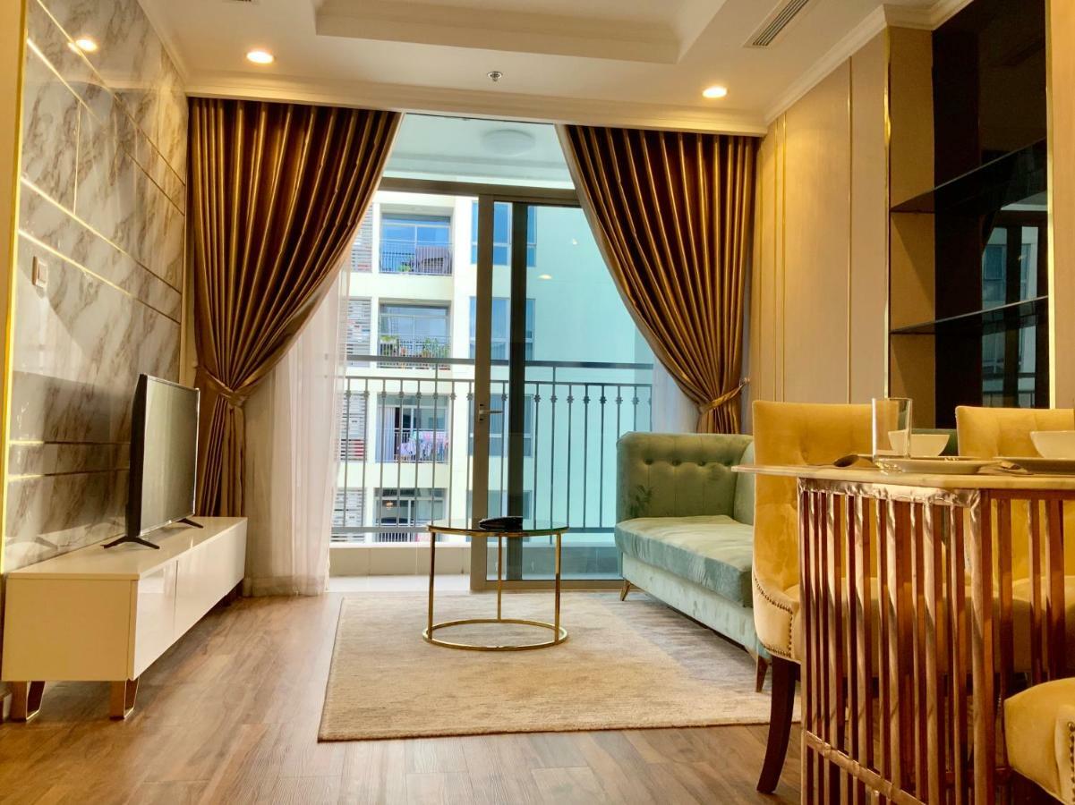 Luxhomes Saigon - Vinhomes Central Park Ho-Chi-Minh-Stadt Exterior foto